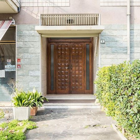 Guest House Vecchi Реджо Емилия Екстериор снимка