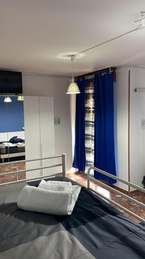 Guest House Vecchi Реджо Емилия Екстериор снимка