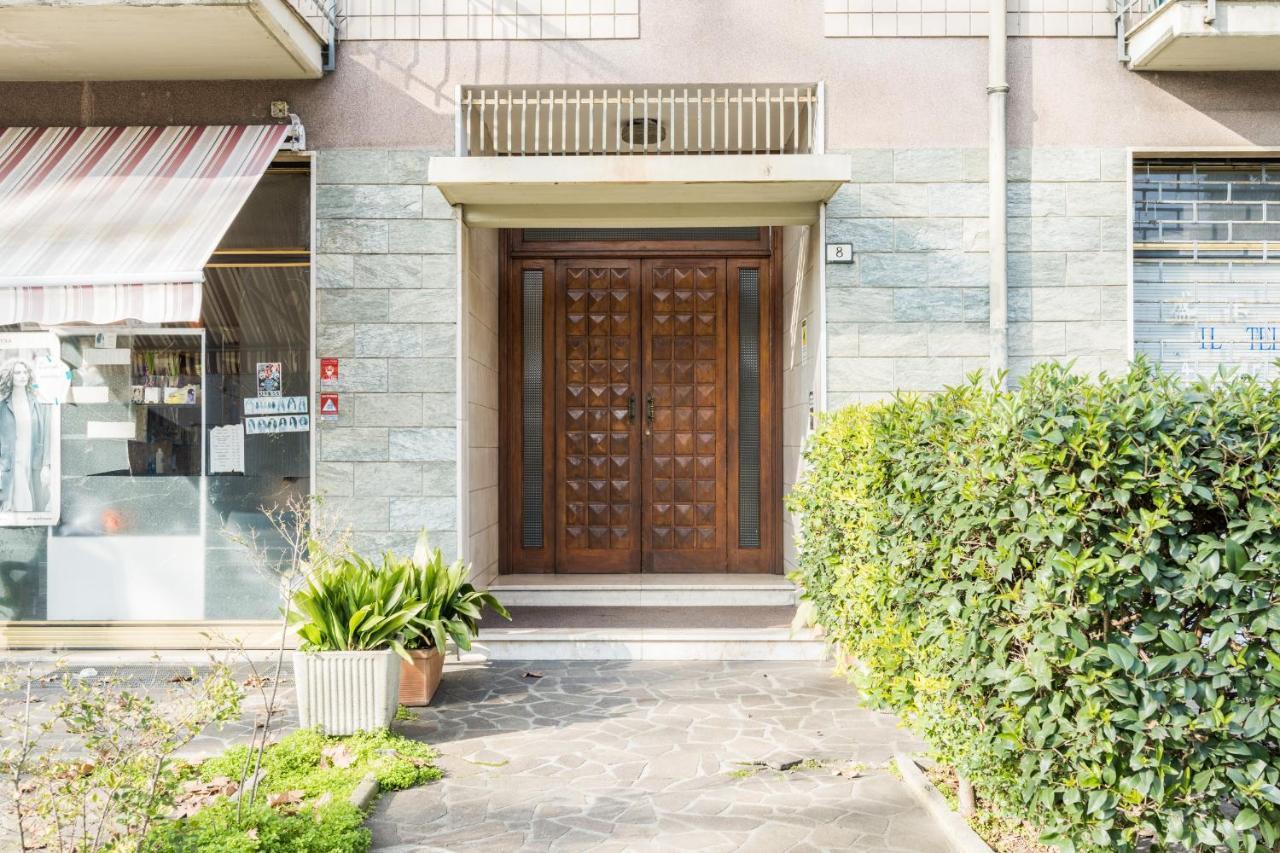 Guest House Vecchi Реджо Емилия Екстериор снимка